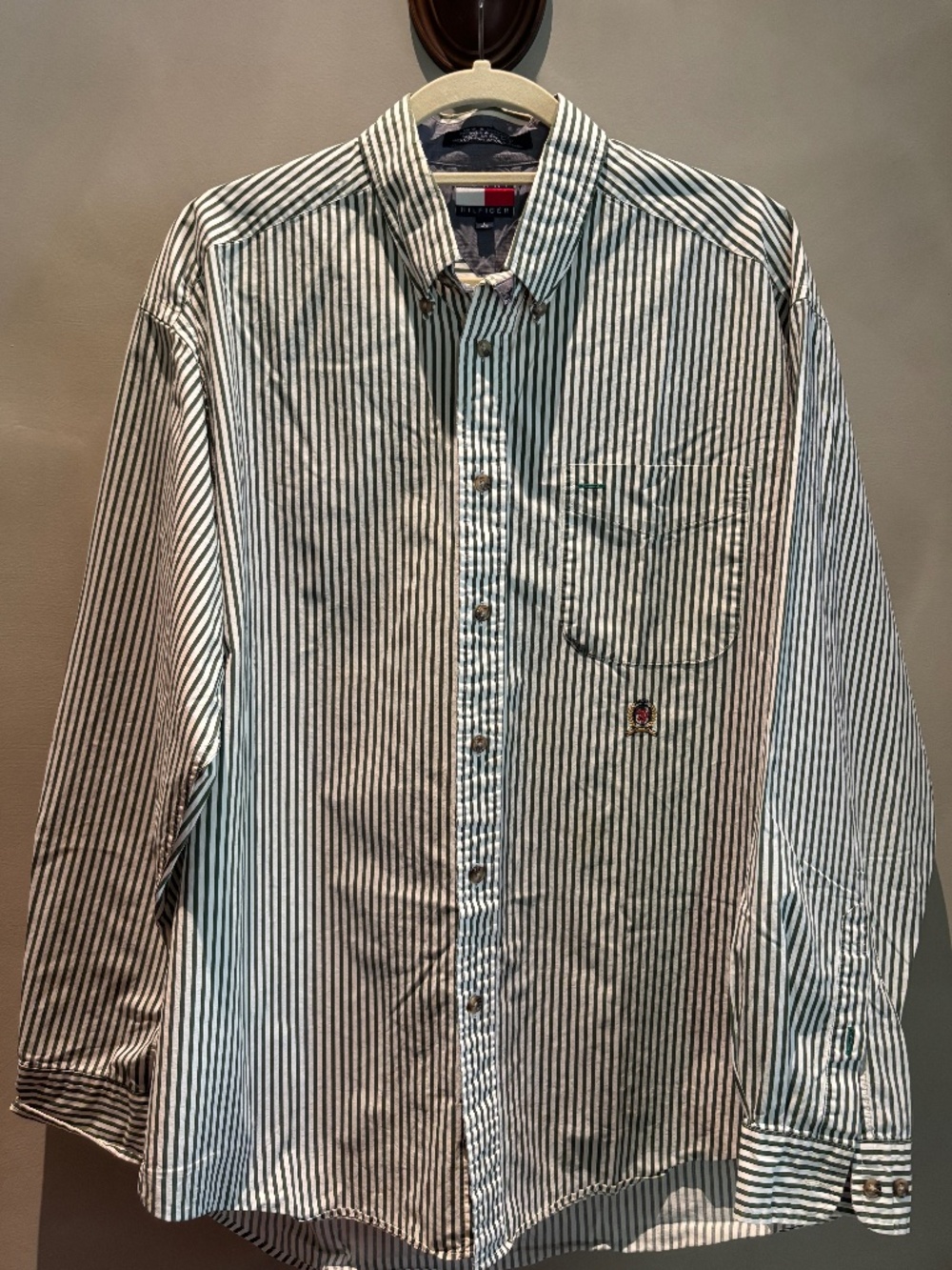 TOMMY HILFIGER Men's Green and White Striped Button Shirt